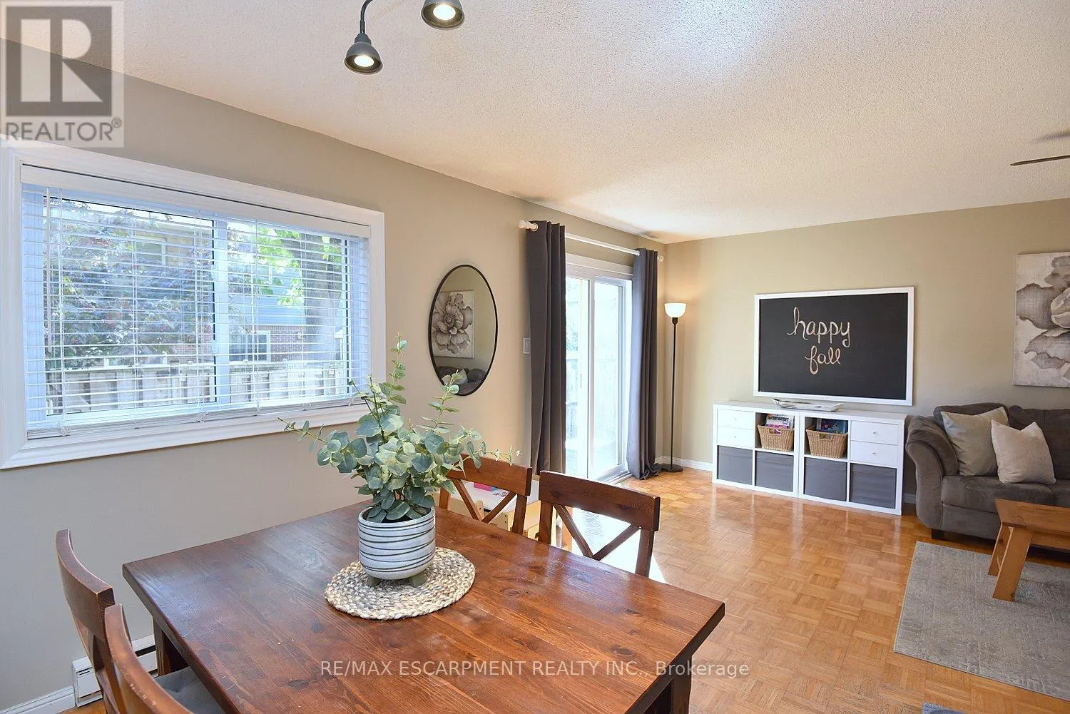 1501 ESTER DRIVE