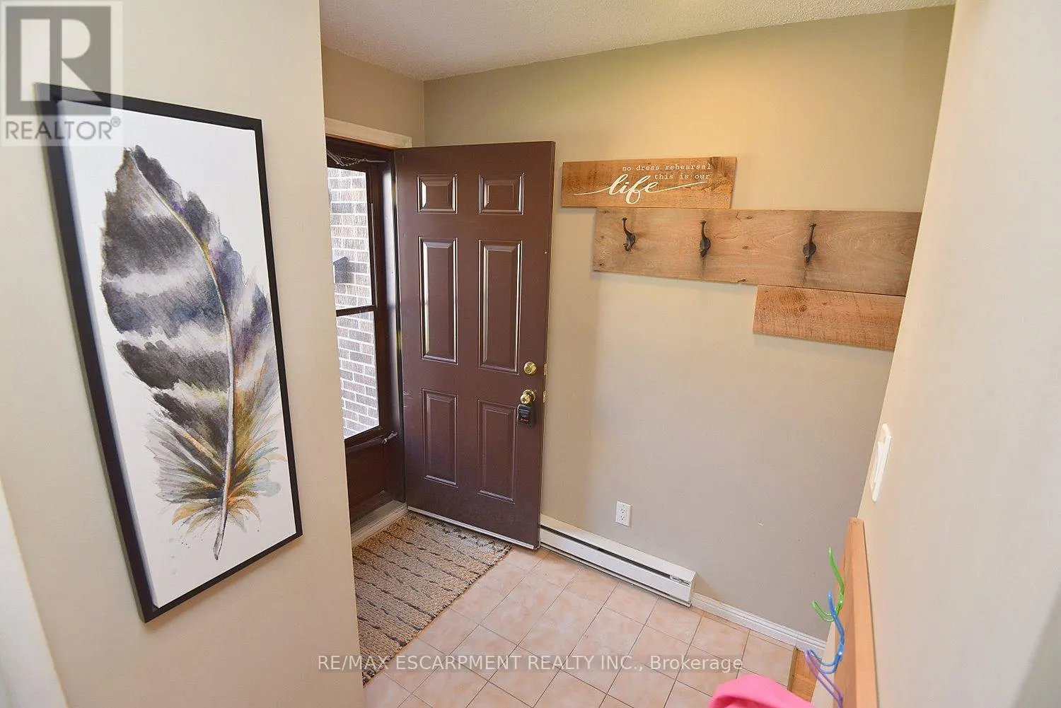 1501 ESTER DRIVE