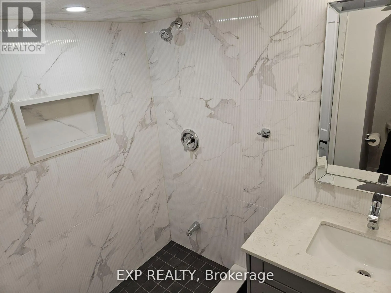 3331 WHILABOUT TERRACE