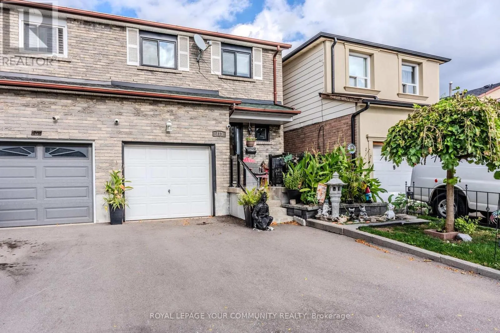 713 ASHBURNHA PLACE