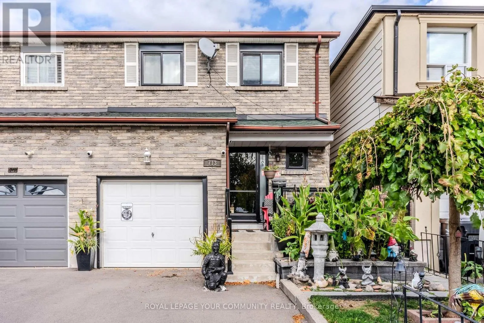 713 ASHBURNHA PLACE