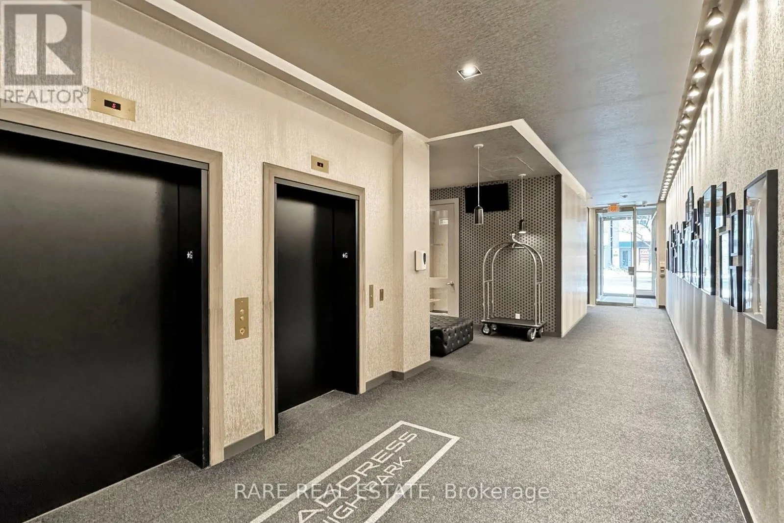 402 - 1638 BLOOR STREET W