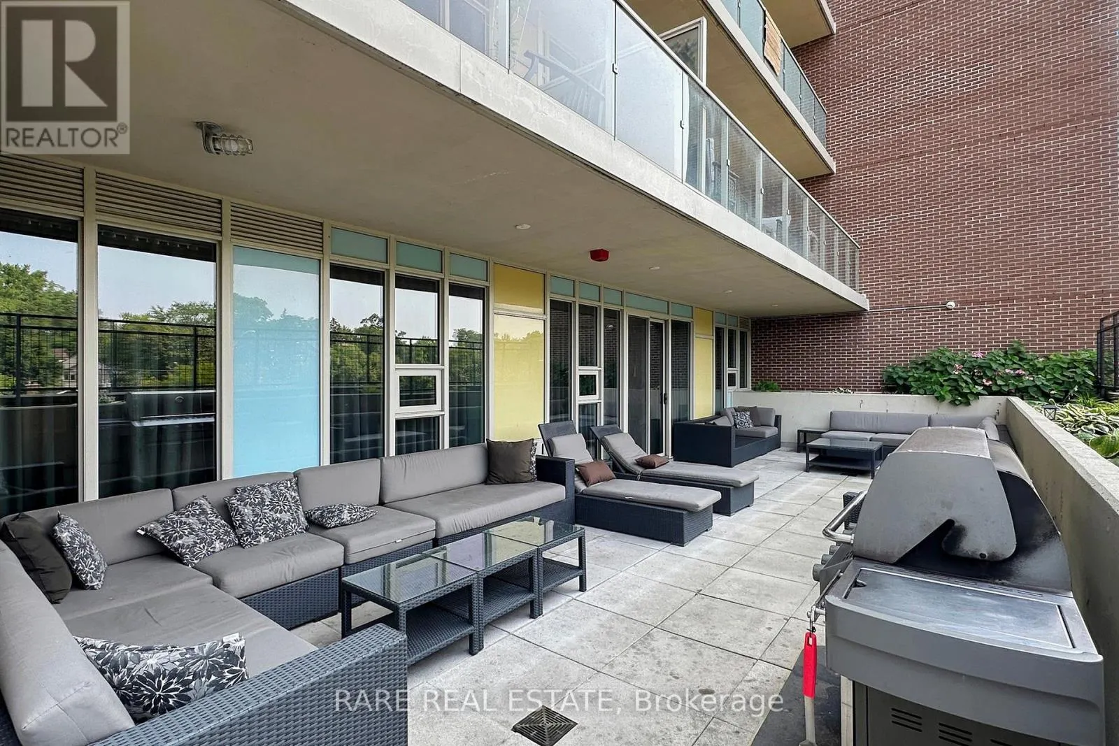 402 - 1638 BLOOR STREET W