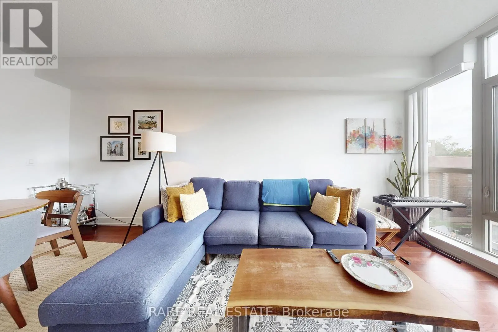 402 - 1638 BLOOR STREET W
