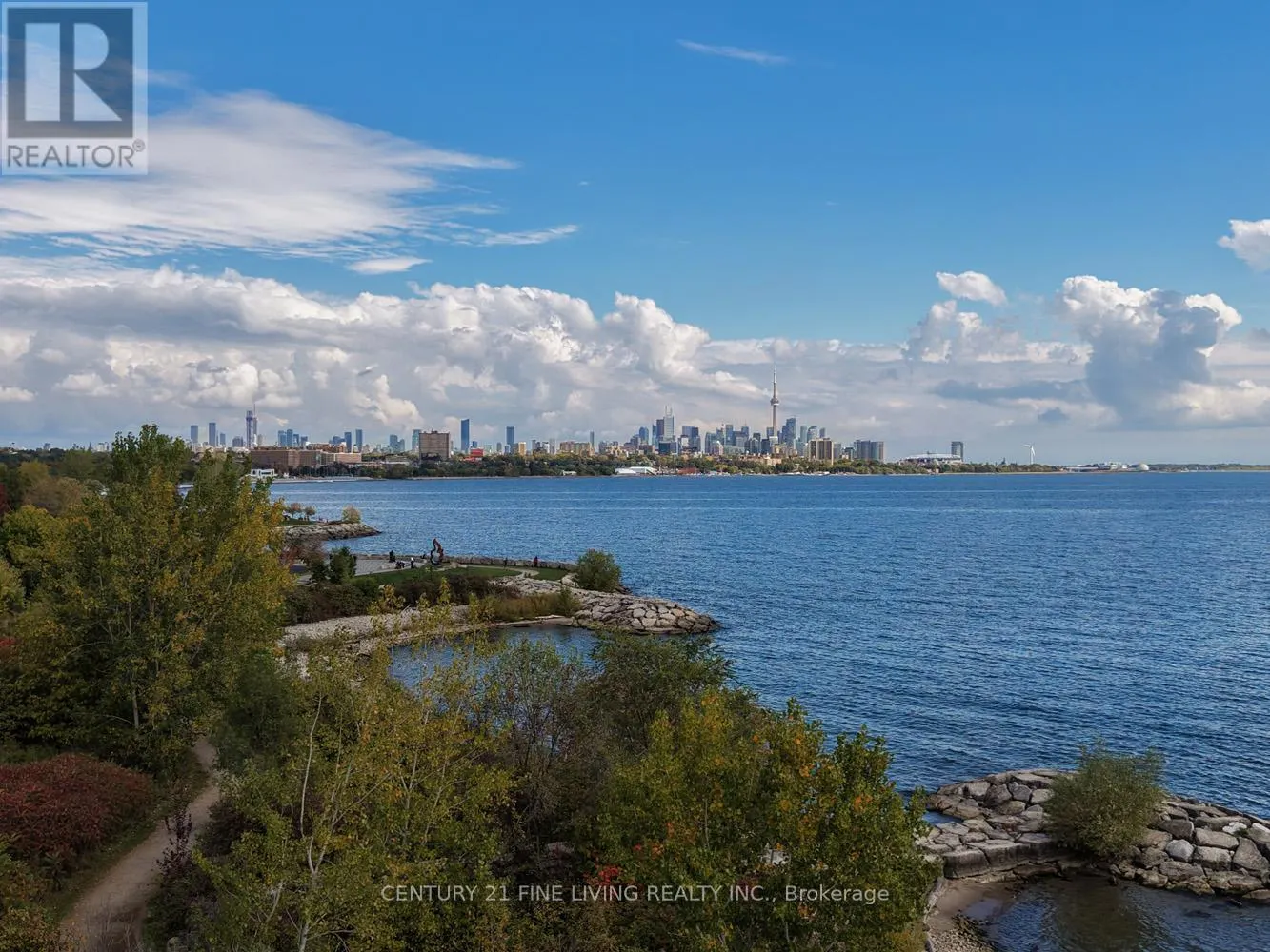 904 - 2067 LAKE SHORE BOULEVARD W