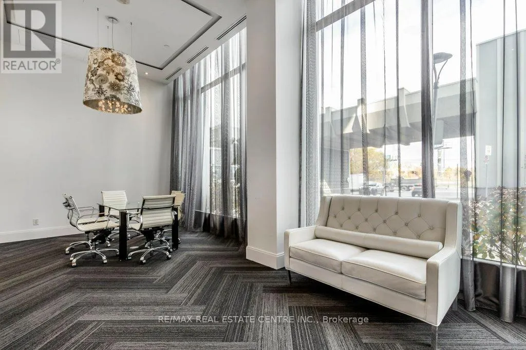 1712 - 90 PARKLAWN ROAD