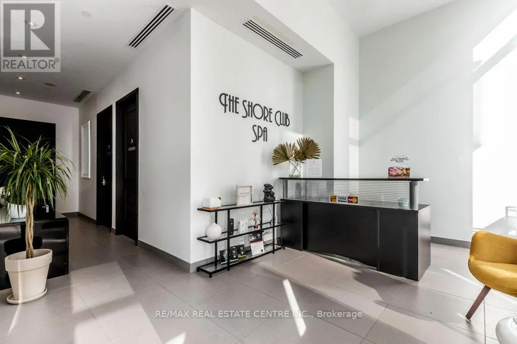 1712 - 90 PARKLAWN ROAD