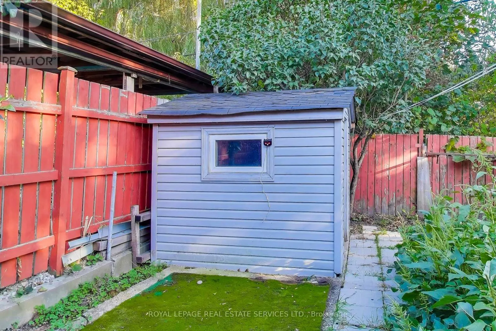 135 GILTSPUR DRIVE