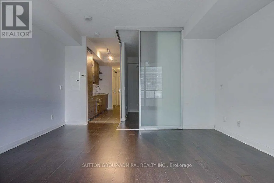 306B - 60 ANNIE CRAIG DRIVE