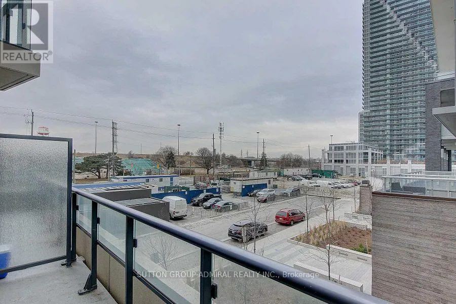 306B - 60 ANNIE CRAIG DRIVE