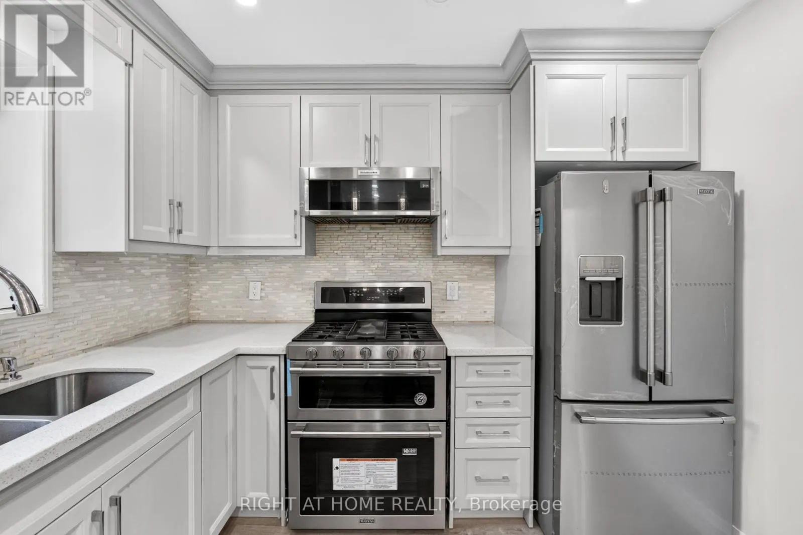 2605 WOODCHESTER DRIVE