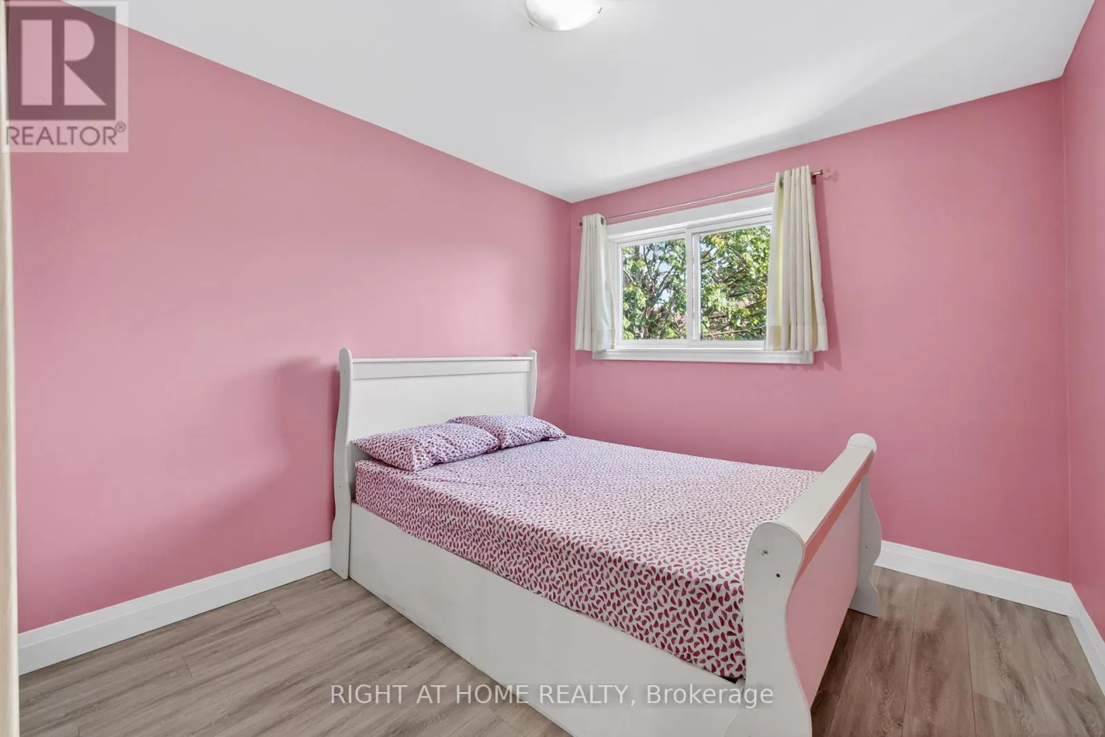 2605 WOODCHESTER DRIVE