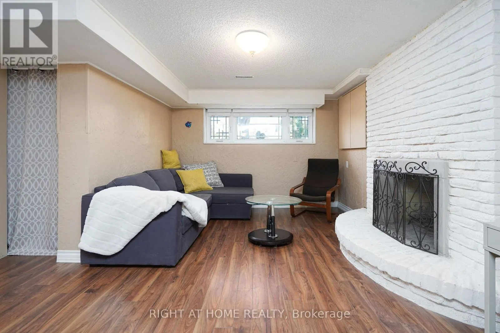 220 OVERTON PLACE