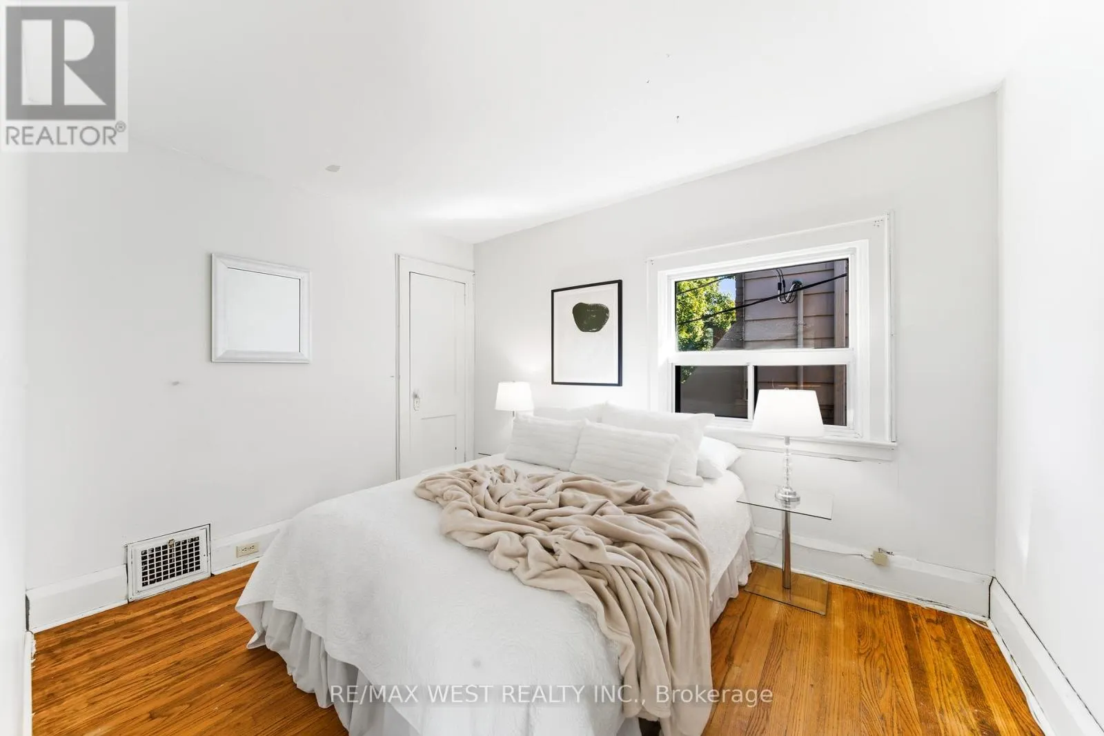 45 DEFOREST ROAD