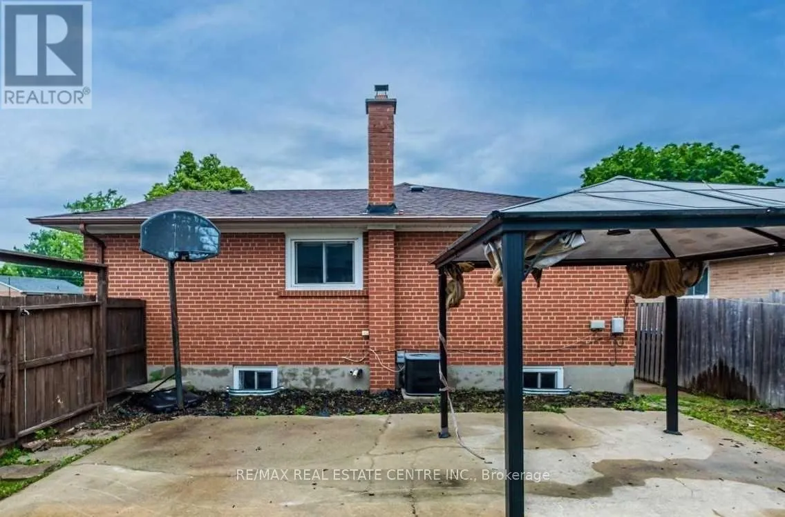 2 MILNER ROAD