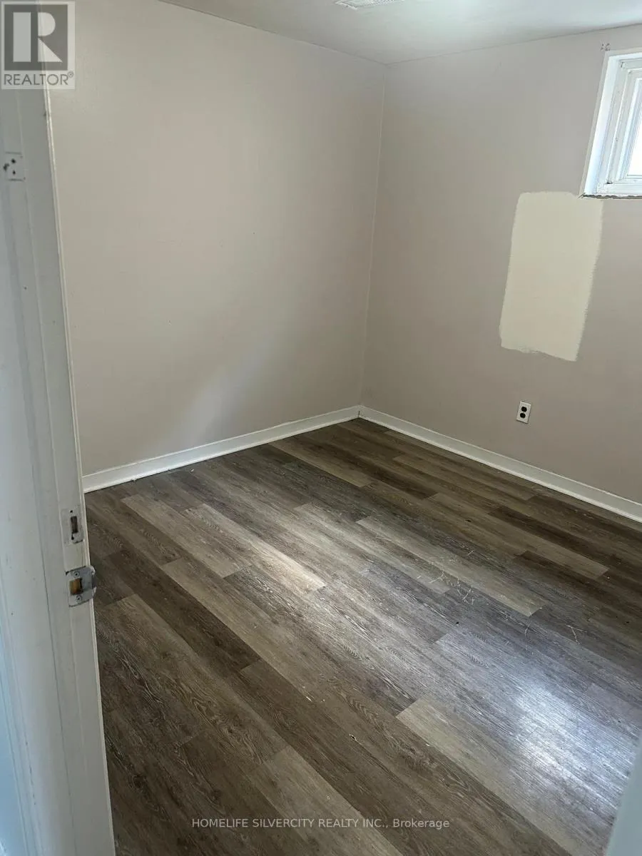 BASEMENT - 31 LAKELAND DRIVE S