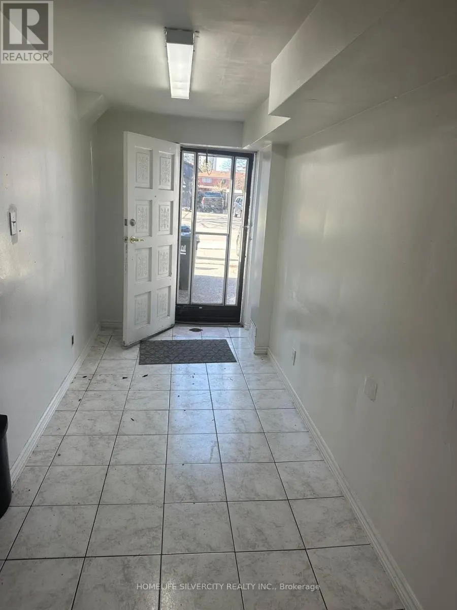 BASEMENT - 31 LAKELAND DRIVE S