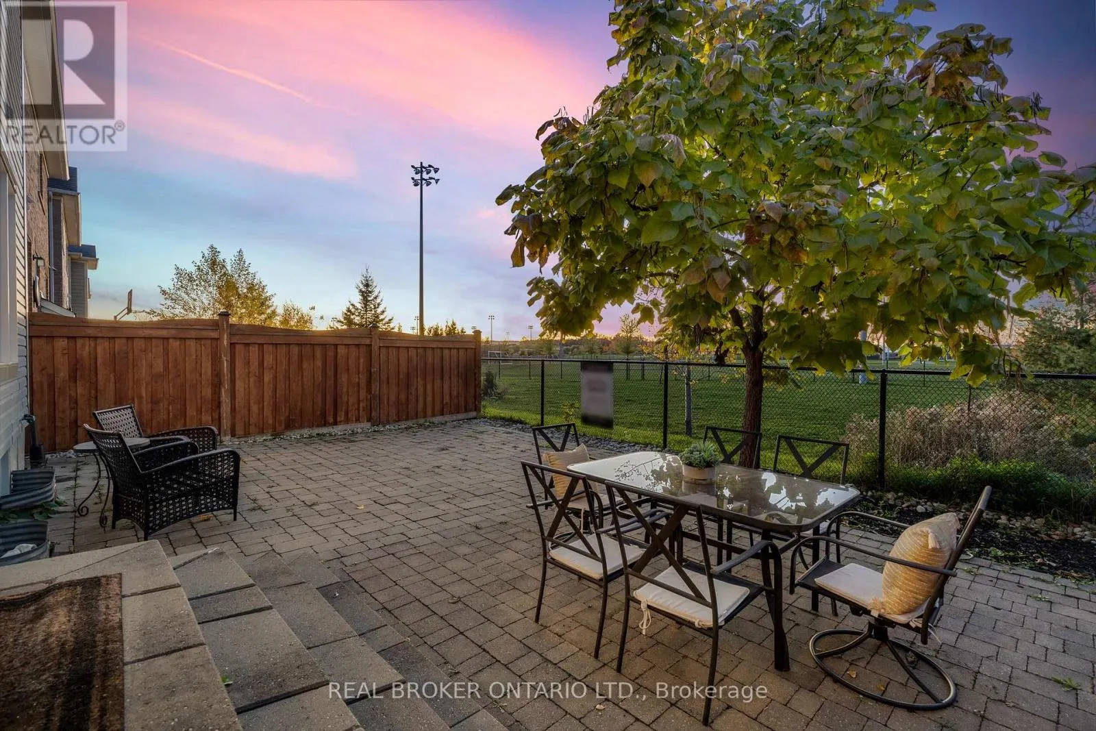 565 ATTENBOROUGH TERRACE