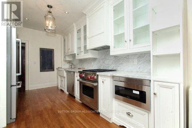 MAIN - 36 GLENHOLME AVENUE