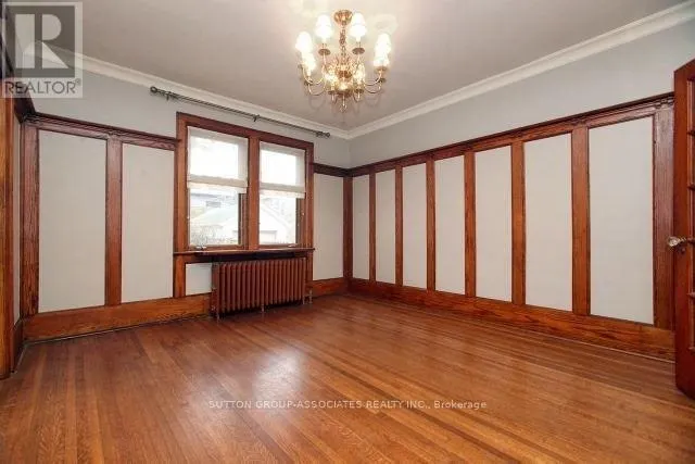 MAIN - 36 GLENHOLME AVENUE