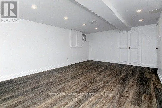 MAIN - 36 GLENHOLME AVENUE