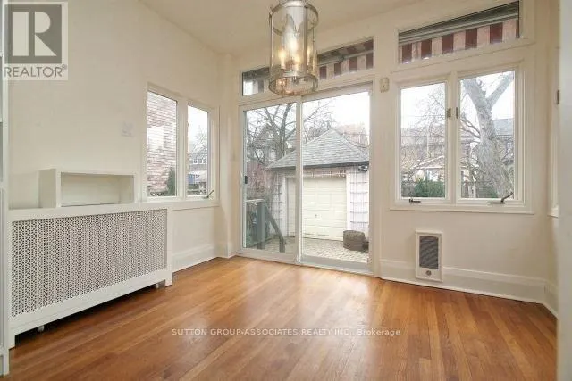 MAIN - 36 GLENHOLME AVENUE