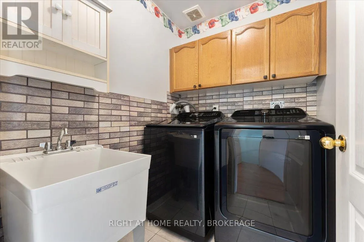 33 ATWOOD AVENUE