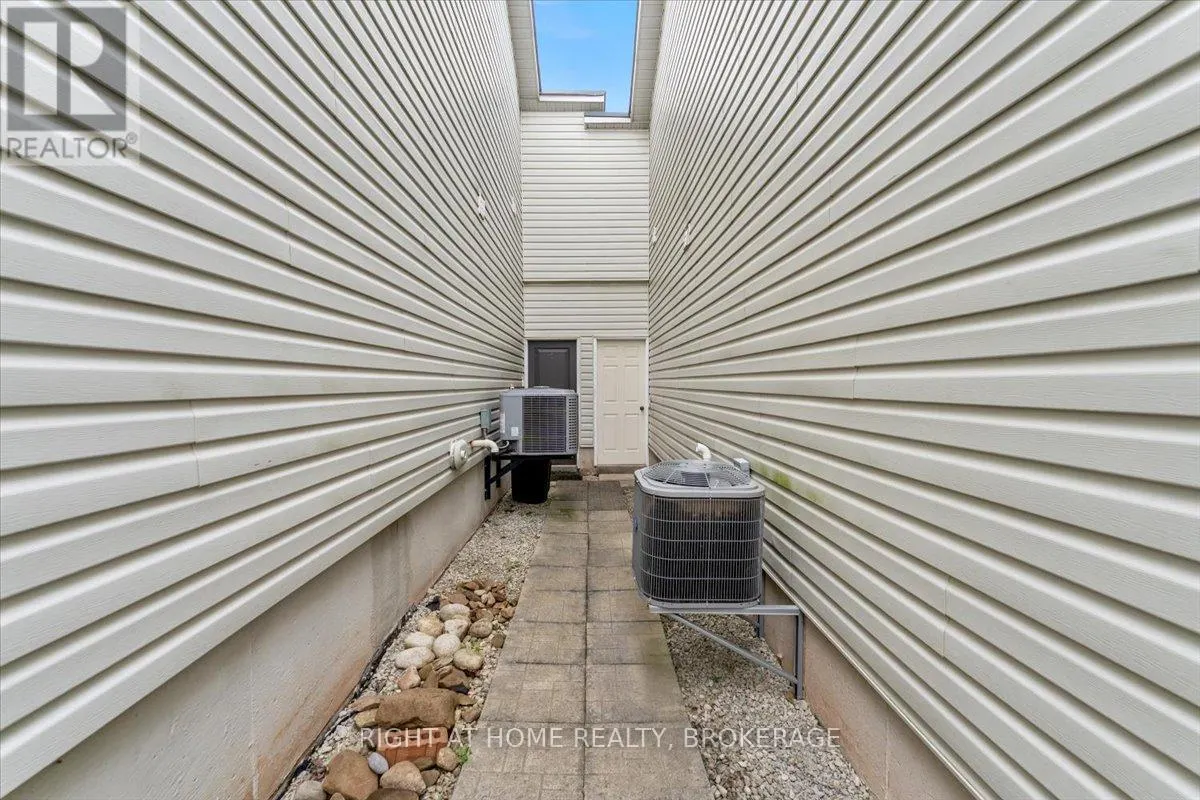 33 ATWOOD AVENUE