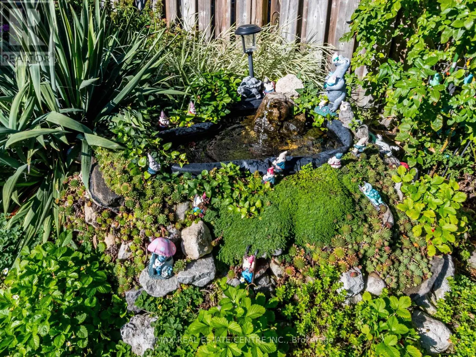 1240 CHAPMAN CRESCENT