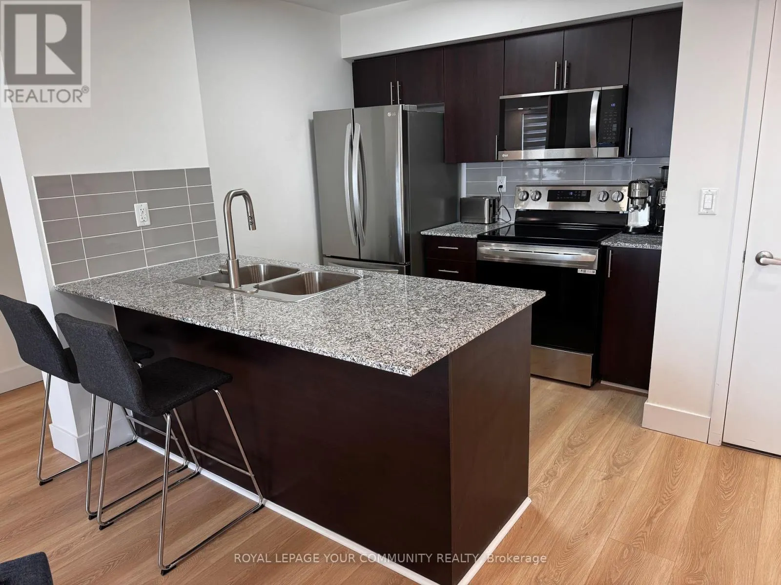 2505 - 1410 DUPONT STREET