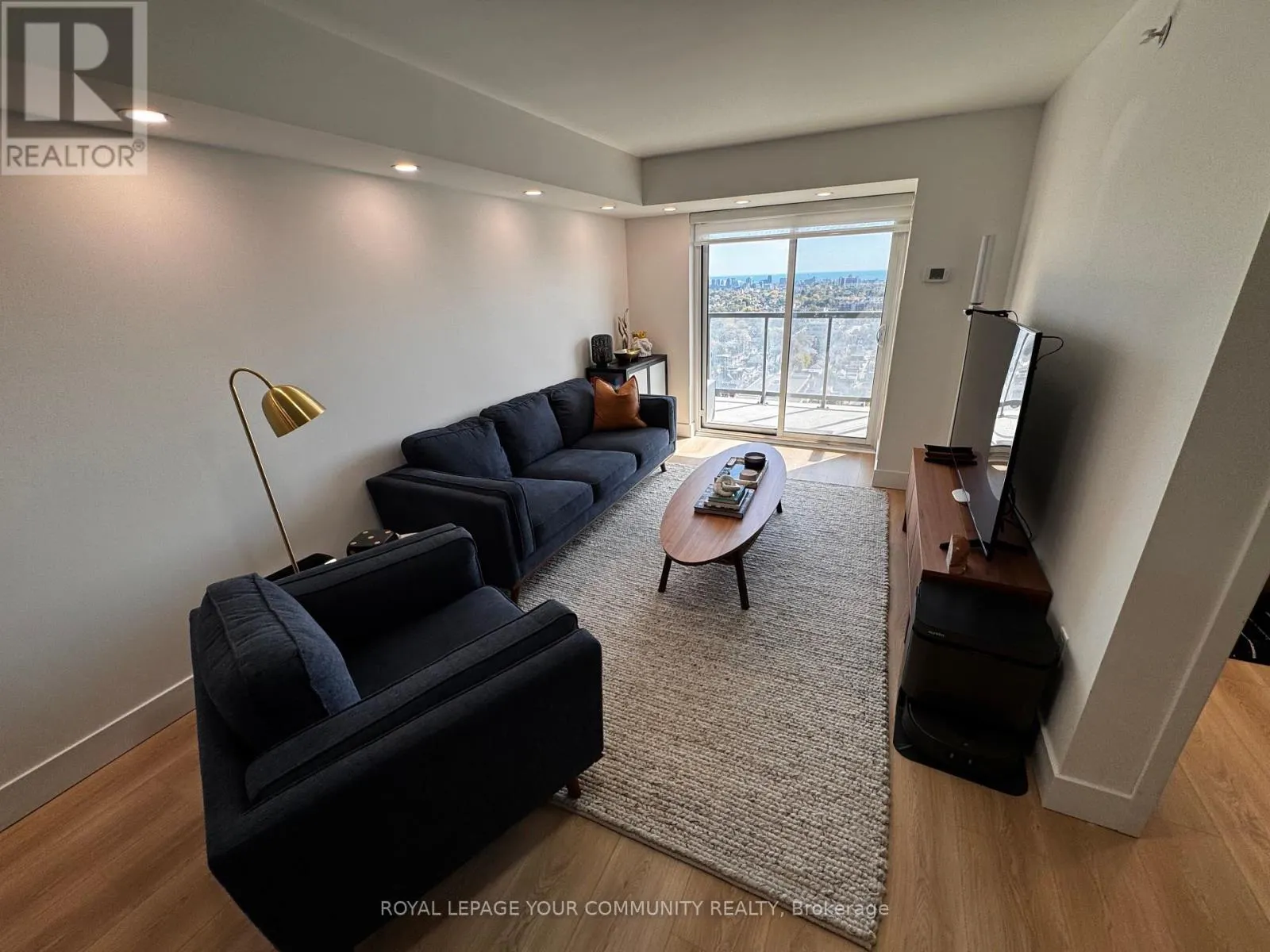 2505 - 1410 DUPONT STREET