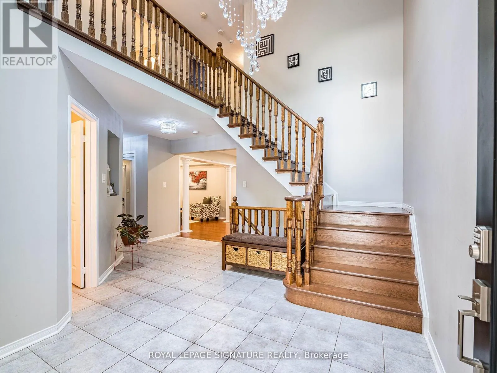 1013 FREEMAN TRAIL W
