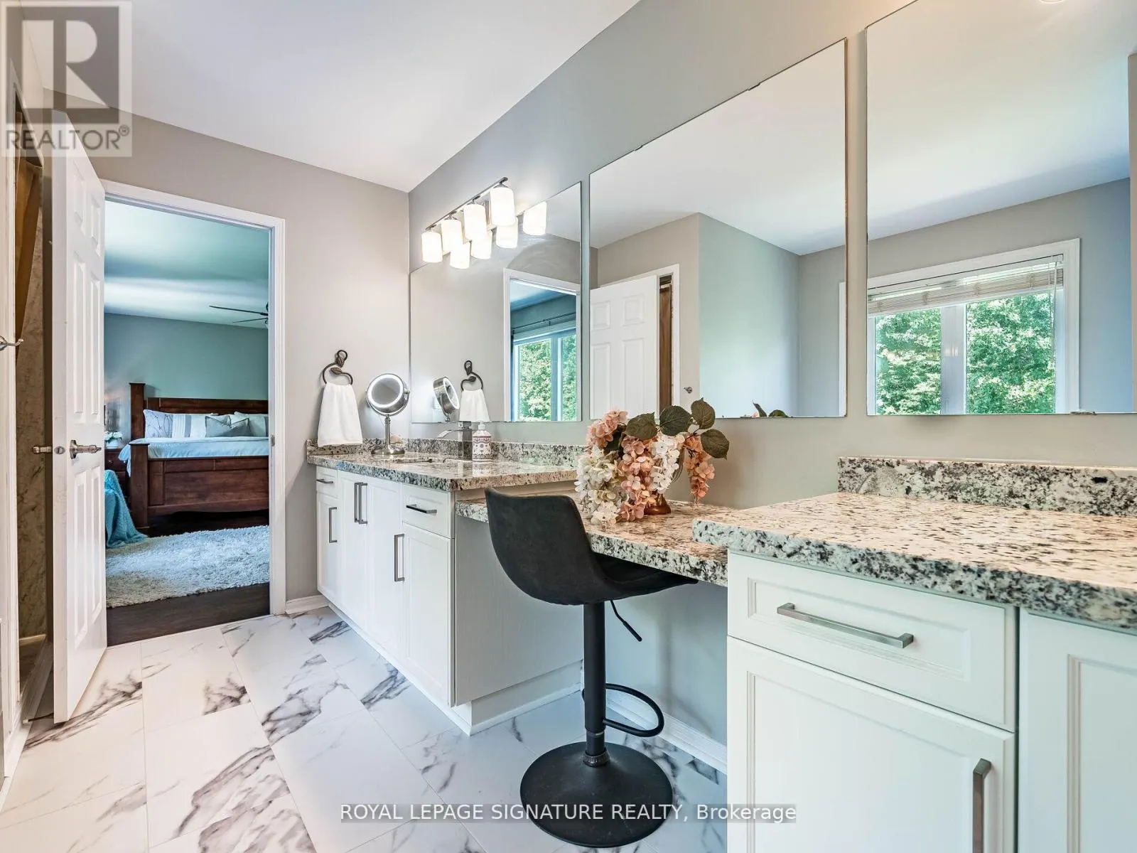 1013 FREEMAN TRAIL W
