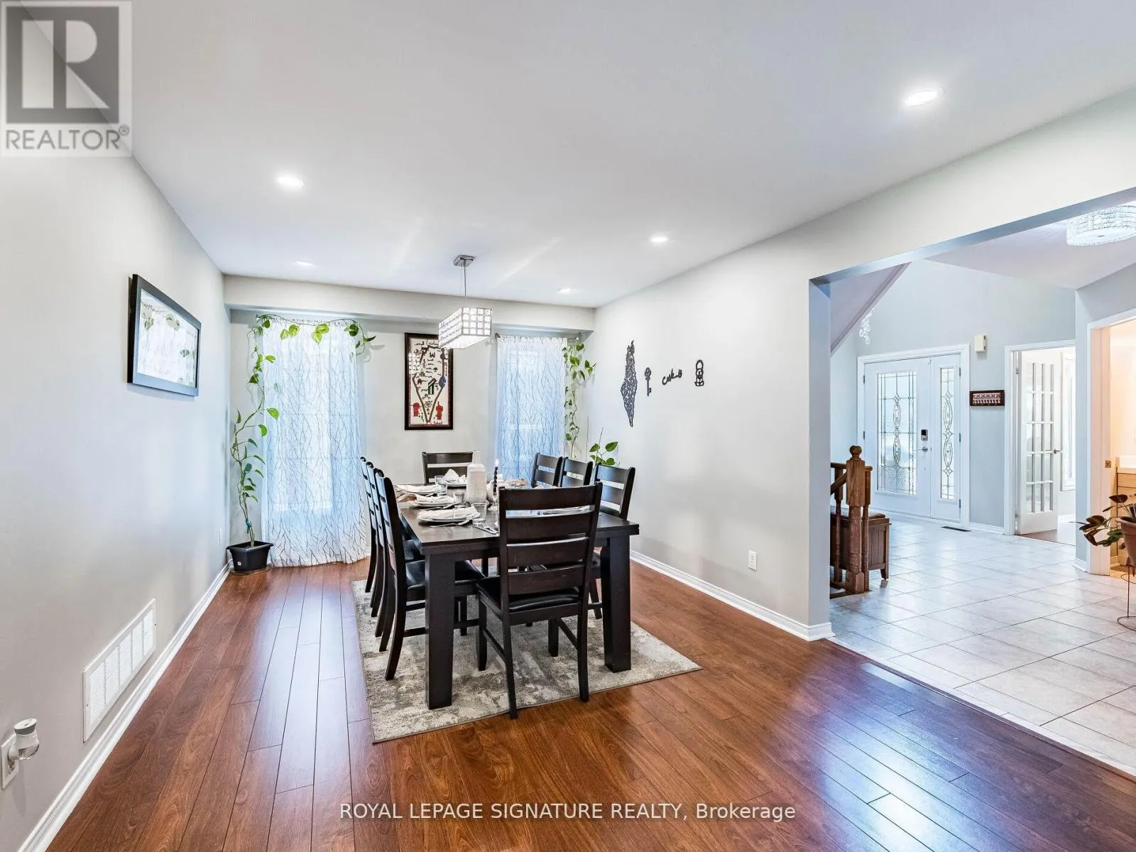1013 FREEMAN TRAIL W