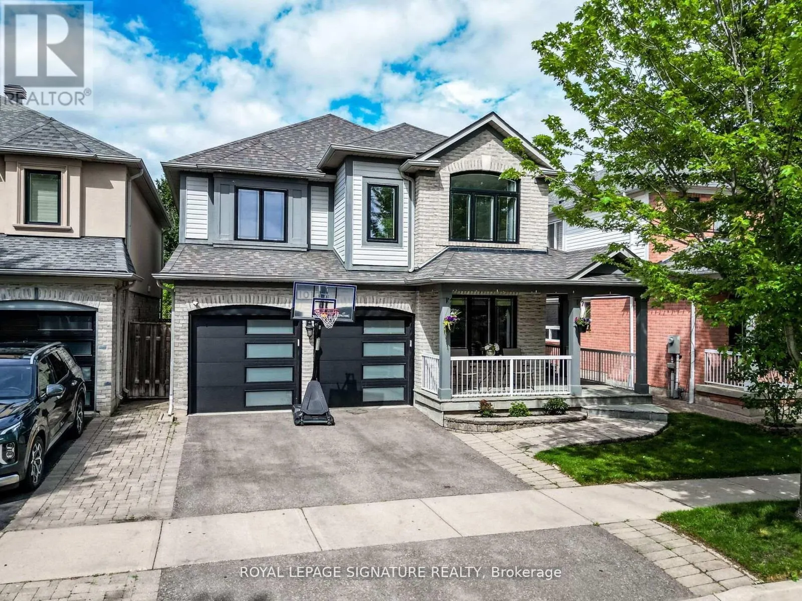 1013 FREEMAN TRAIL W