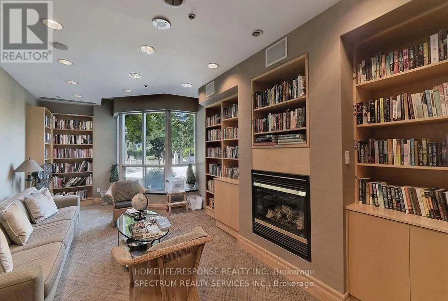 809 - 2111 LAKESHORE BOULEVARD W