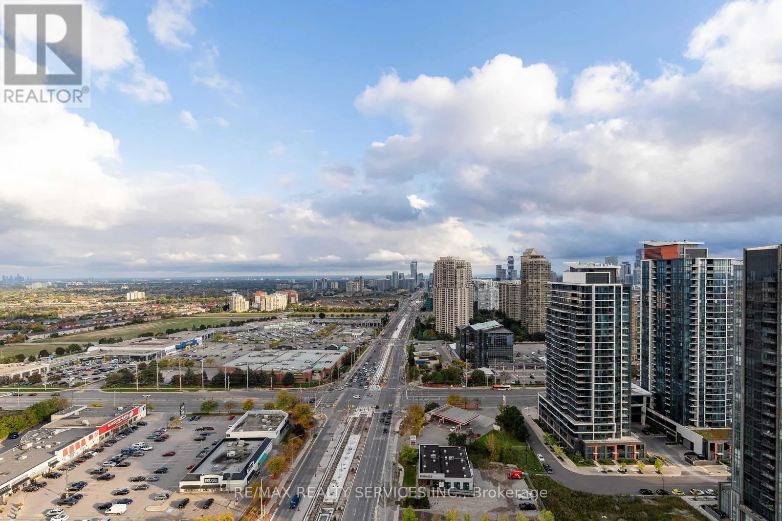 2501 - 15 WATERGARDEN DRIVE
