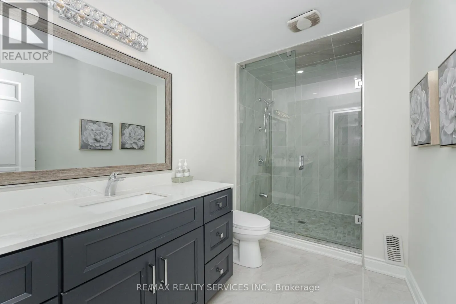 14 SNOWBERRY COURT