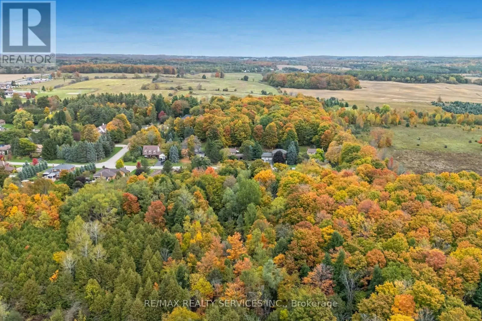 14 SNOWBERRY COURT