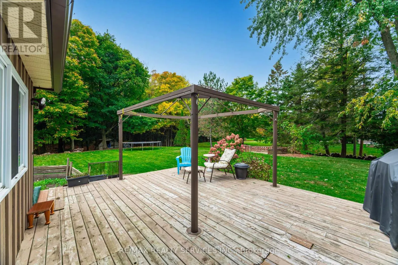 14 SNOWBERRY COURT