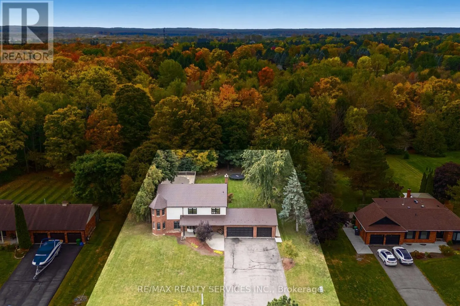 14 SNOWBERRY COURT