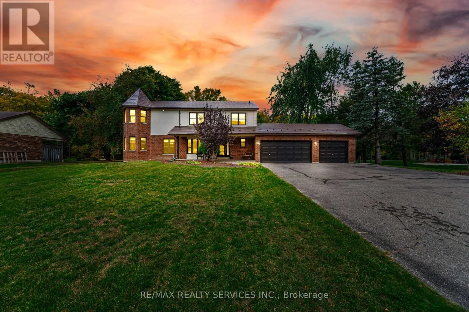 14 SNOWBERRY COURT