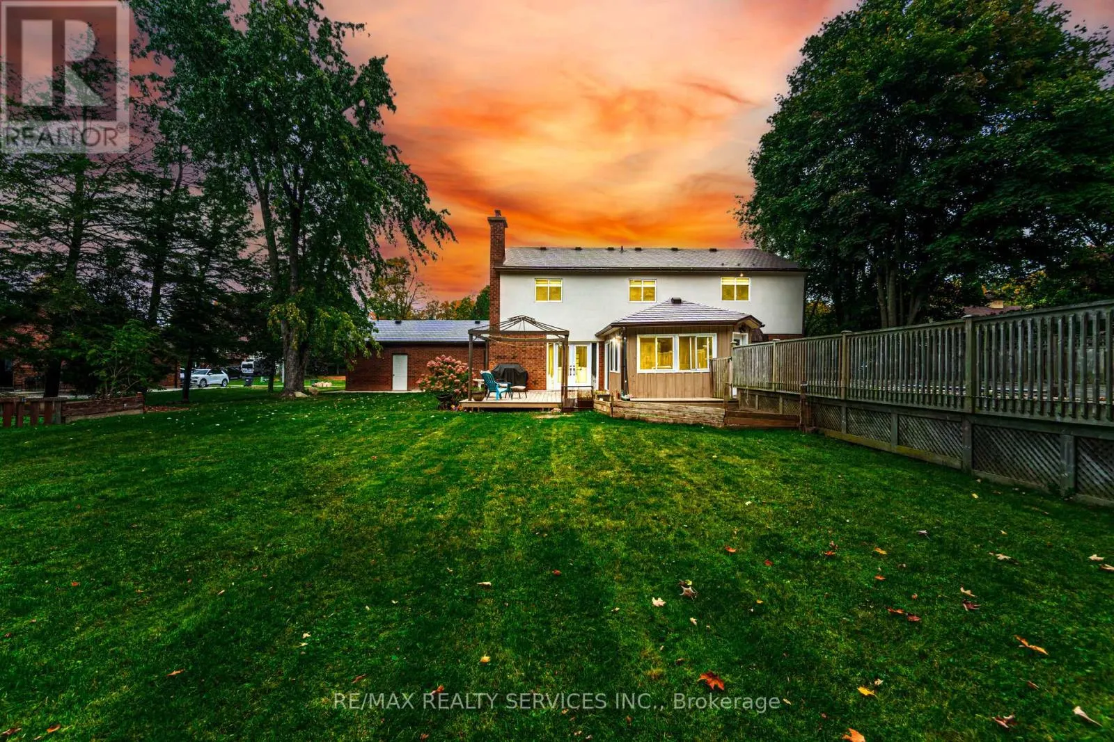 14 SNOWBERRY COURT