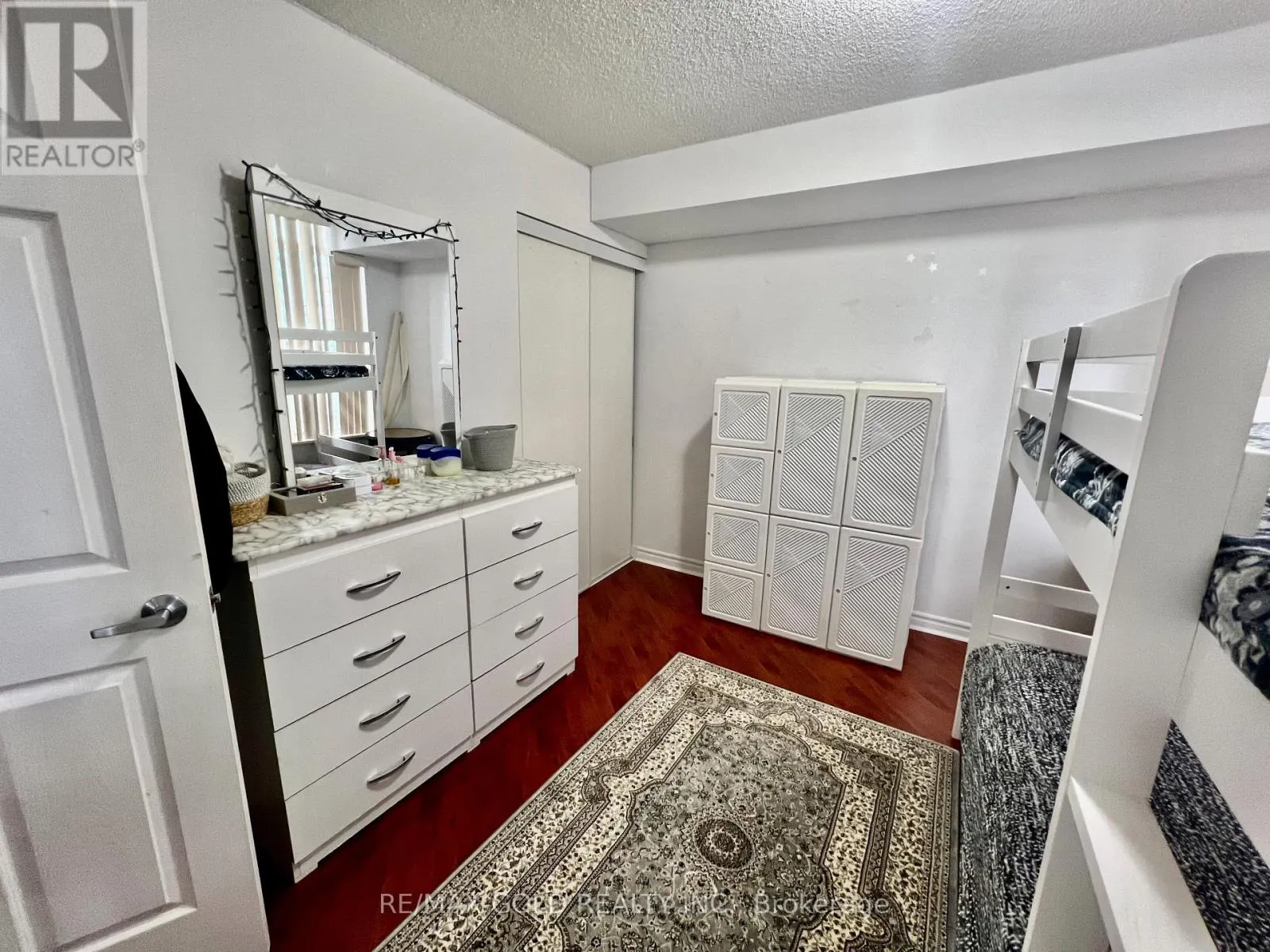 #2207 - 3880 DUKE OF YORK BOULEVARD