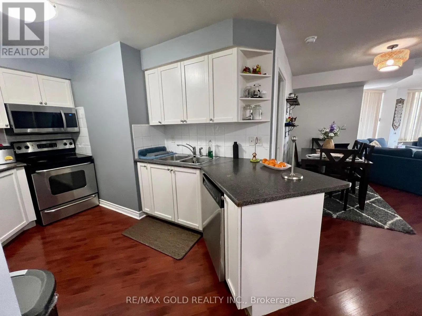 #2207 - 3880 DUKE OF YORK BOULEVARD