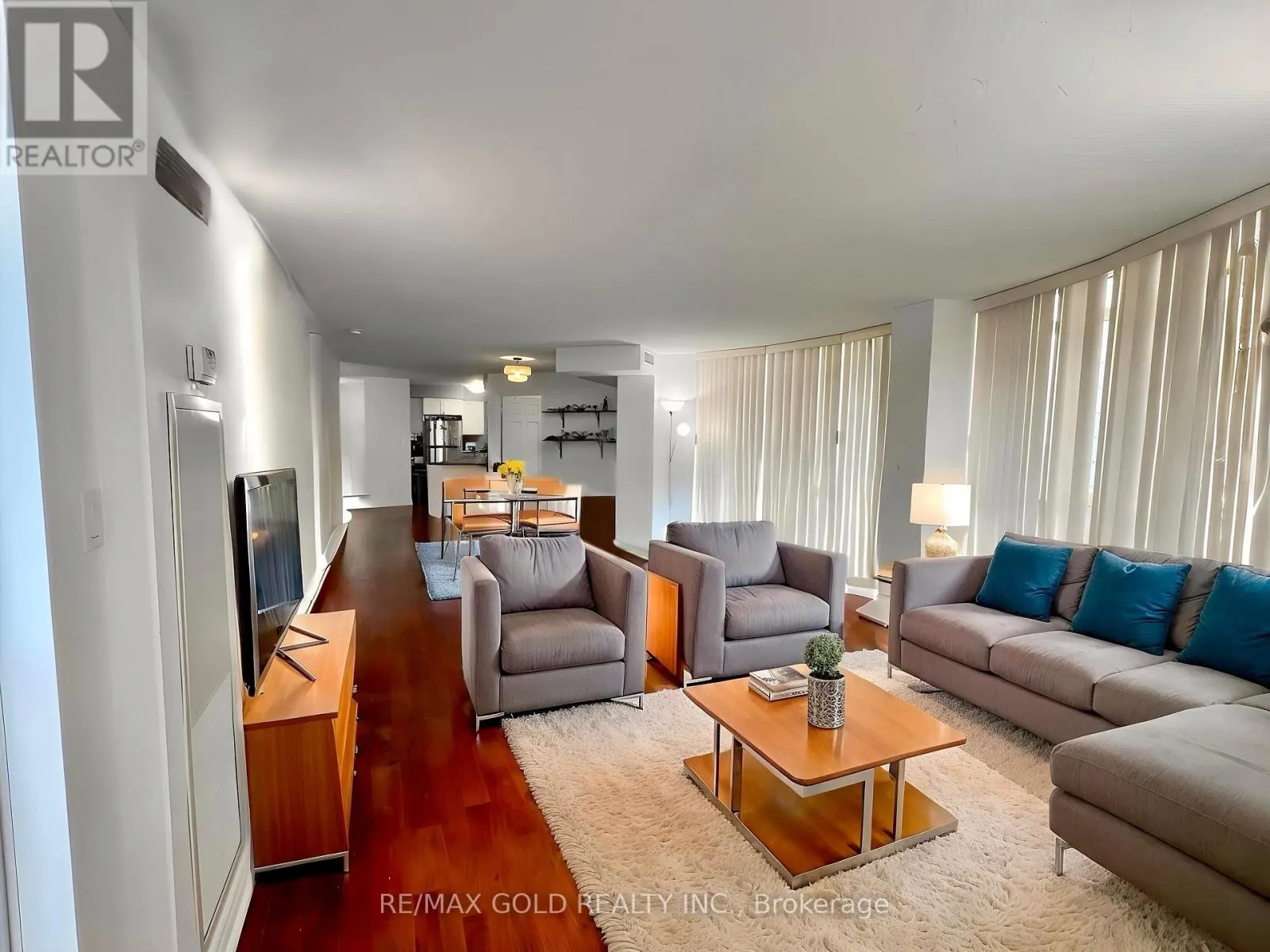 #2207 - 3880 DUKE OF YORK BOULEVARD