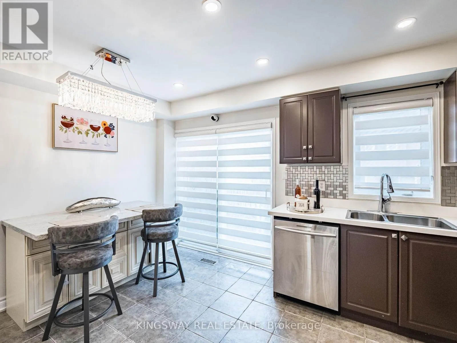 3221 REDPATH CIRCLE