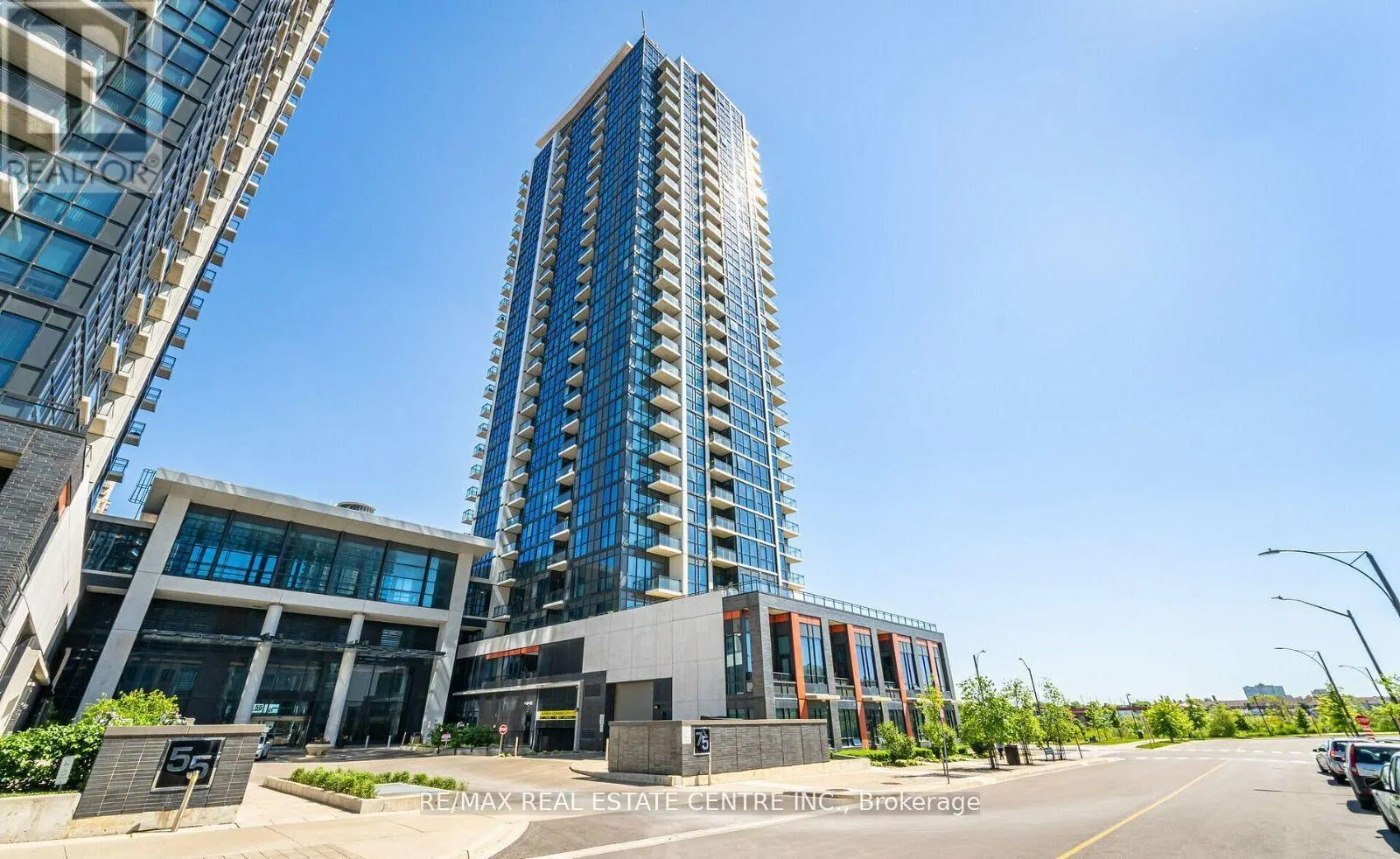 109 - 75 EGLINTON AVENUE W
