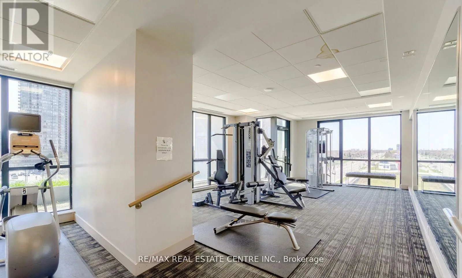 109 - 75 EGLINTON AVENUE W