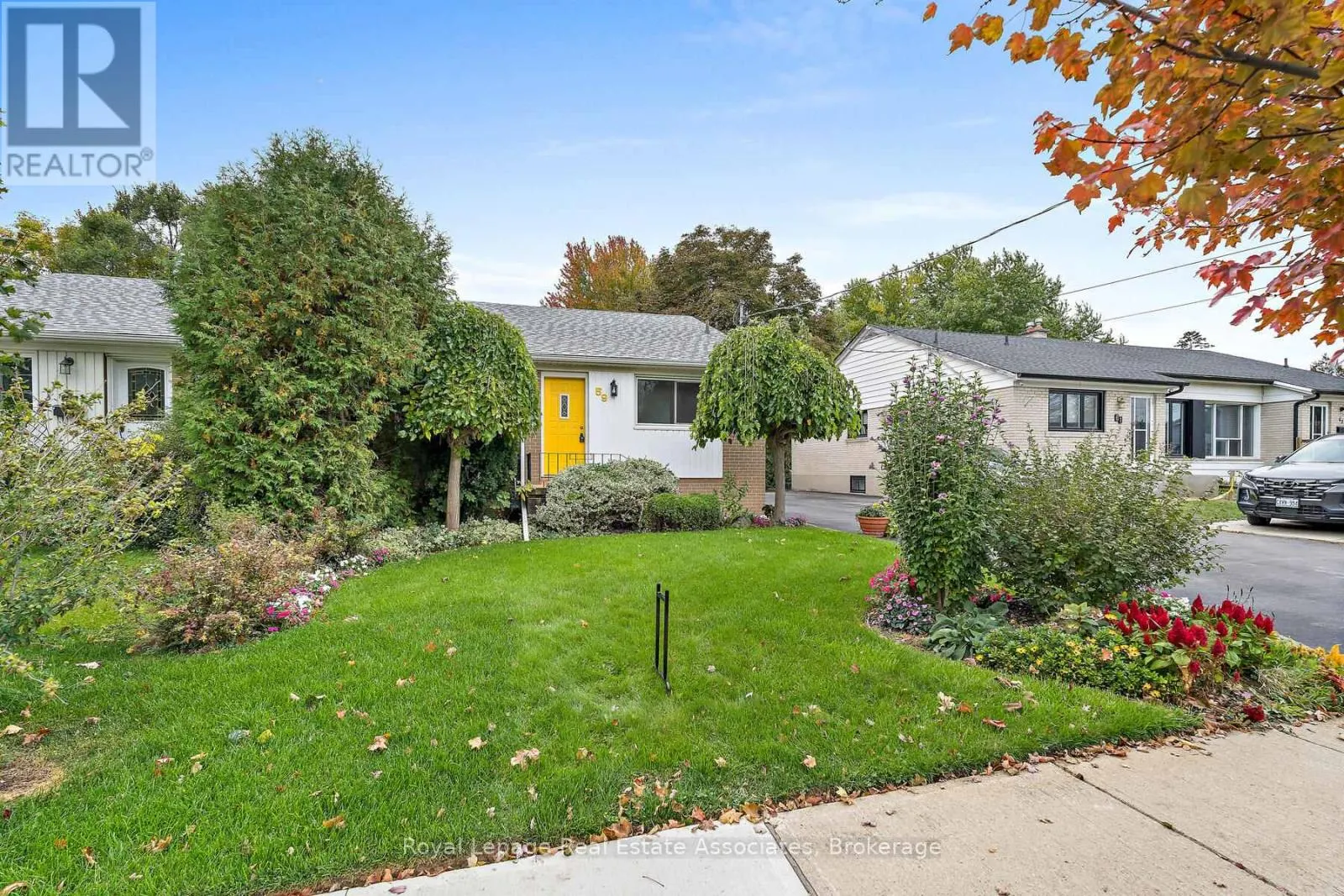 59 MCINTYRE CRESCENT